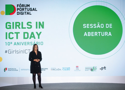 Luisa Ribeiro Lopes na sessão de abertura do Girls in ICT Day